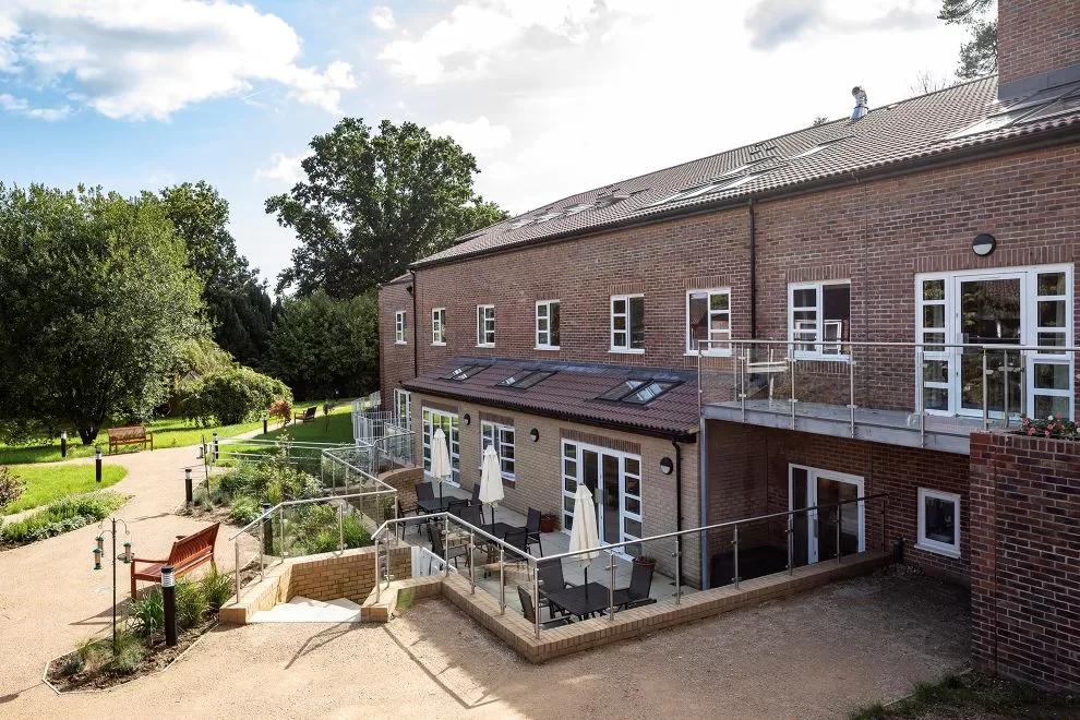 Oakwood Court extension_external 1-3