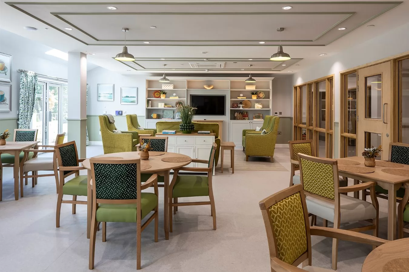 Oakwood Court extension_lounge & dining 1