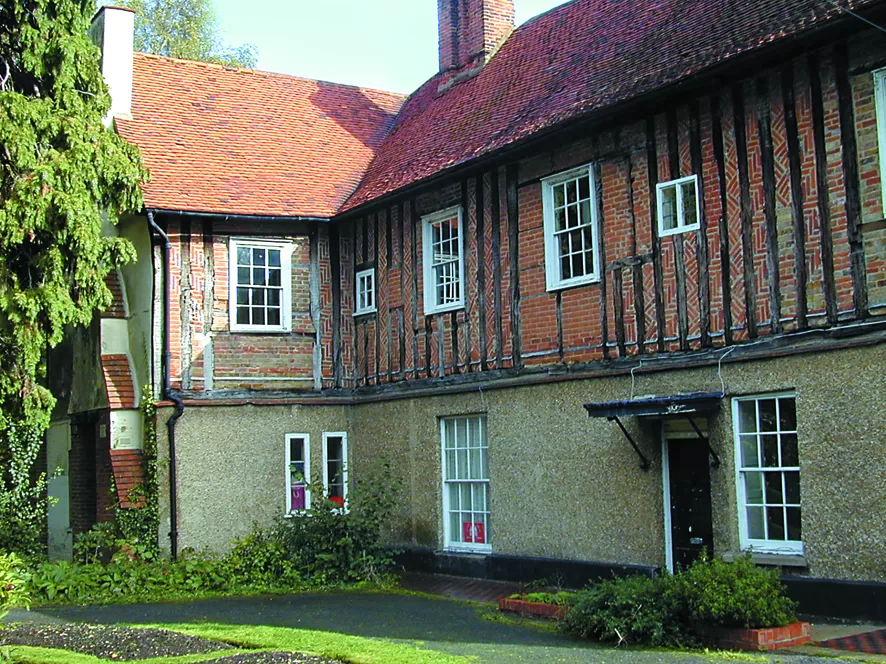 Ruislip Manor Hillingdon_05_01